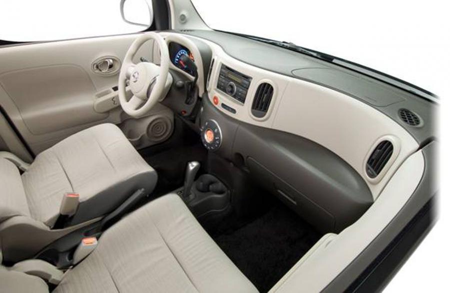 Интерьер Nissan Cube (Z12) 2009 года  (US) (фото 79 из 84)